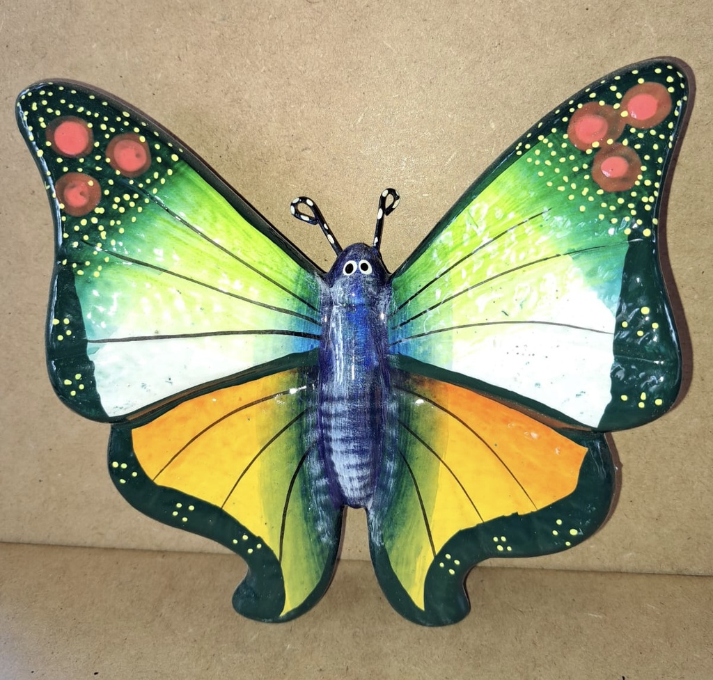 MARIPOSA MEDIANA
